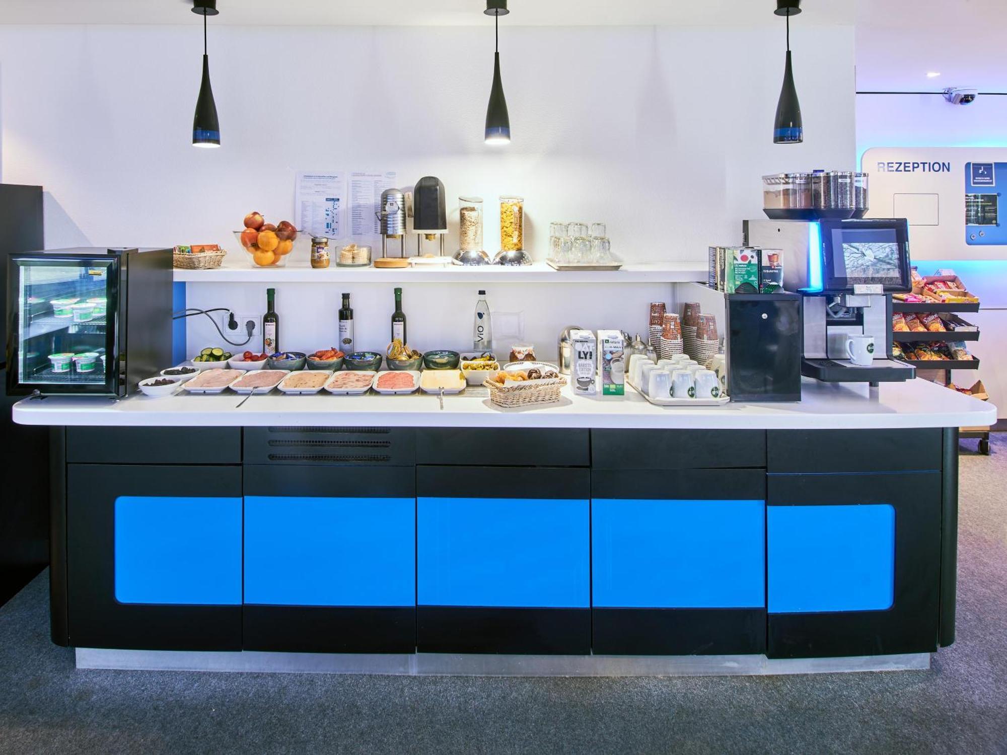 B&B Hotel Koeln-Marsdorf Экстерьер фото